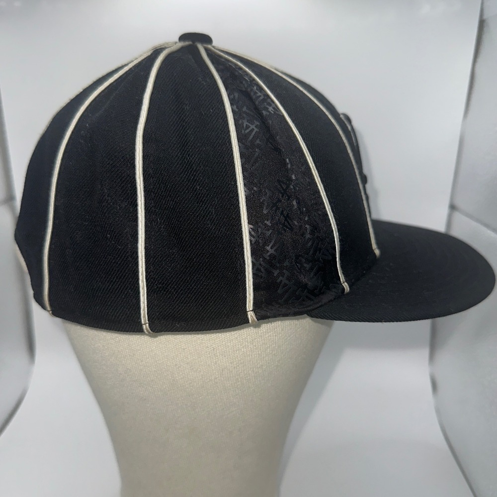 New Era 59FIFTY Los Angeles Dodgers 7‎ 1/4 Black White Pinstripe Wool Fitted Hat - Picture 4 of 8